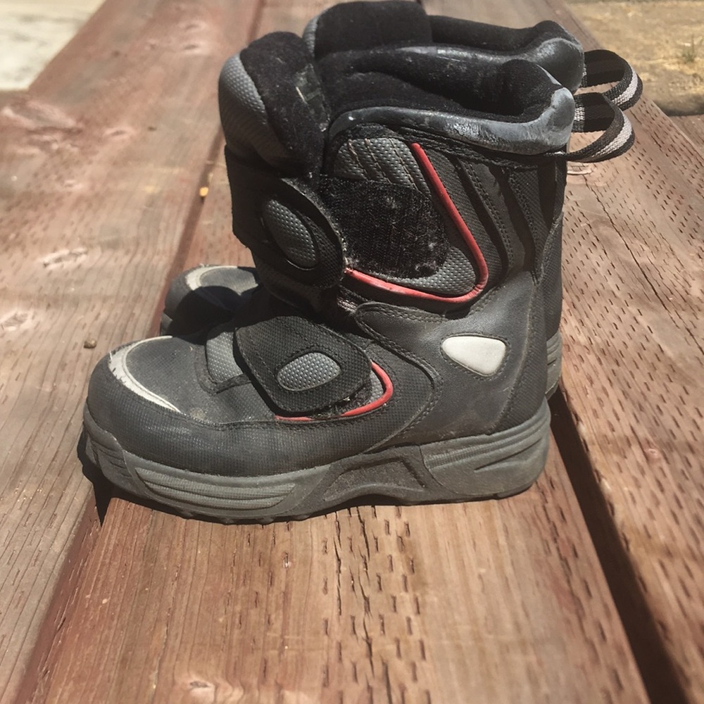Kids boots
